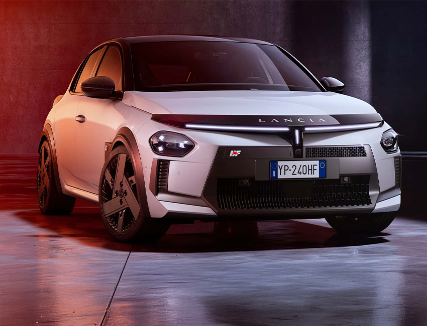 Amplitude-Auto-Lancia-Ypsilon-HF