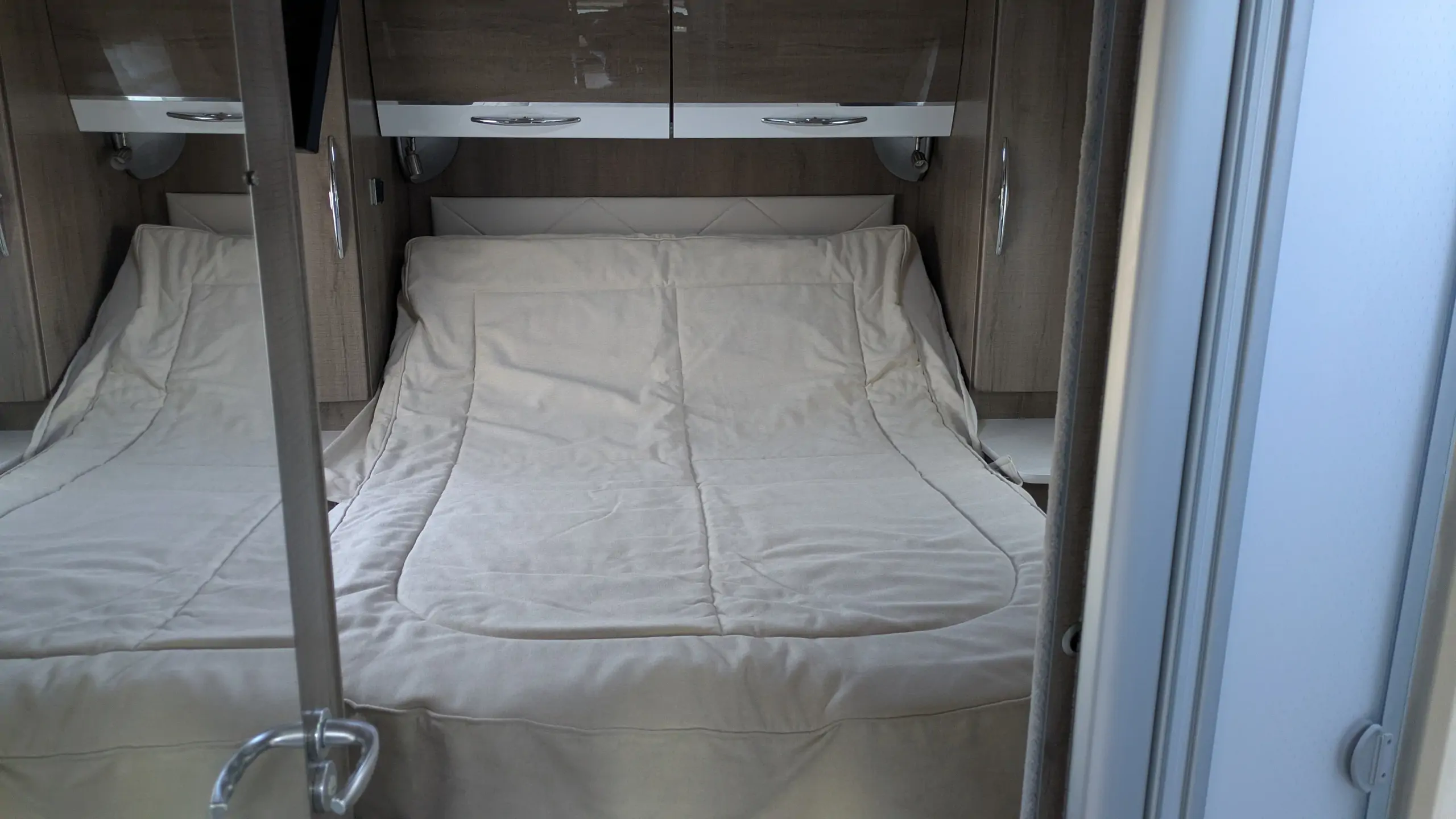 Image  BAVARIA INITIAL I741FC ALLURE integral